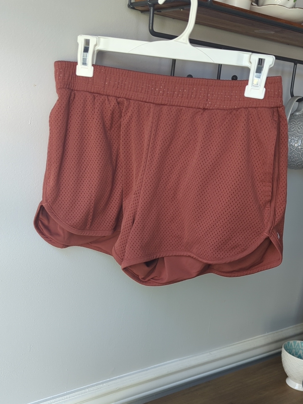 Old Navy Women's Mesh Athletic Shorts - Rusty Terracotta